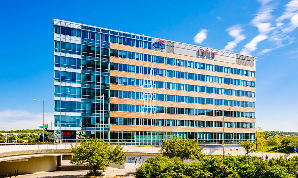 Pronájem kanceláře 2780 m²